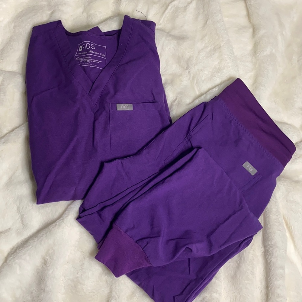 Fig neon purple set